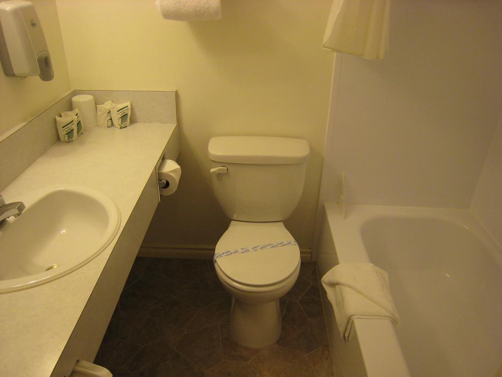 Downtowner Motor Inn Creston Δωμάτιο φωτογραφία