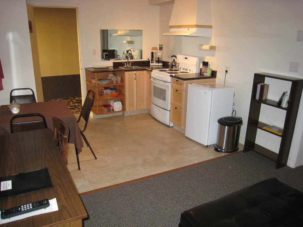 Downtowner Motor Inn Creston Δωμάτιο φωτογραφία