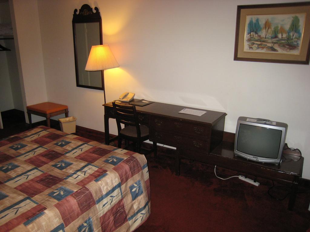 Downtowner Motor Inn Creston Δωμάτιο φωτογραφία