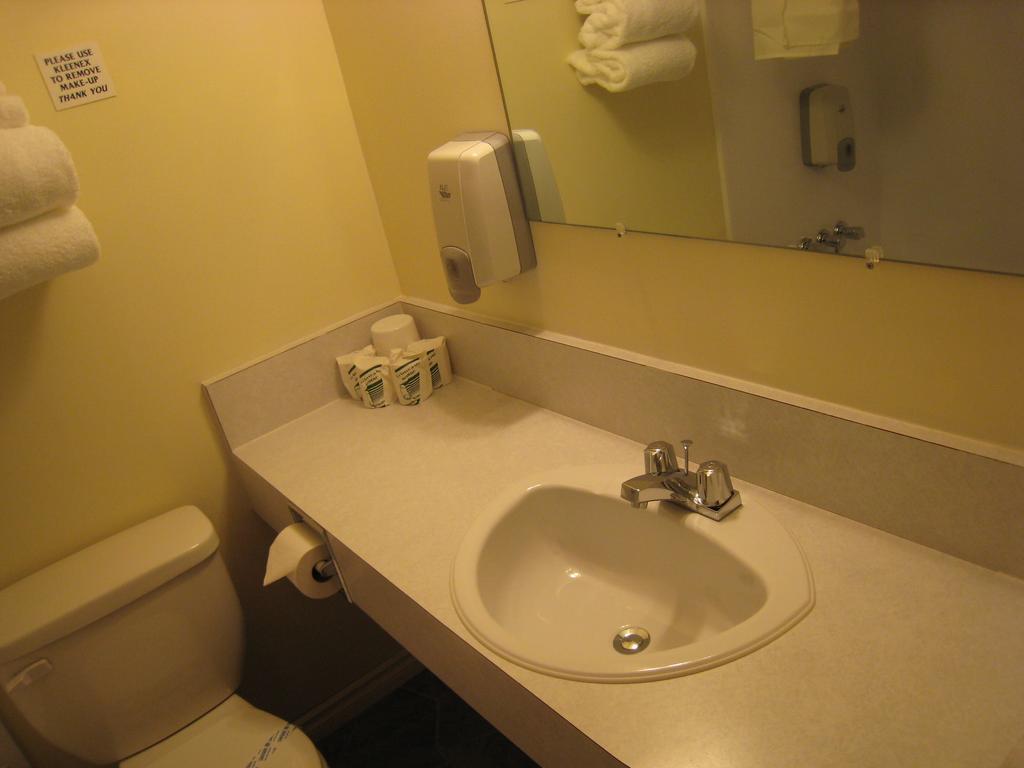 Downtowner Motor Inn Creston Δωμάτιο φωτογραφία