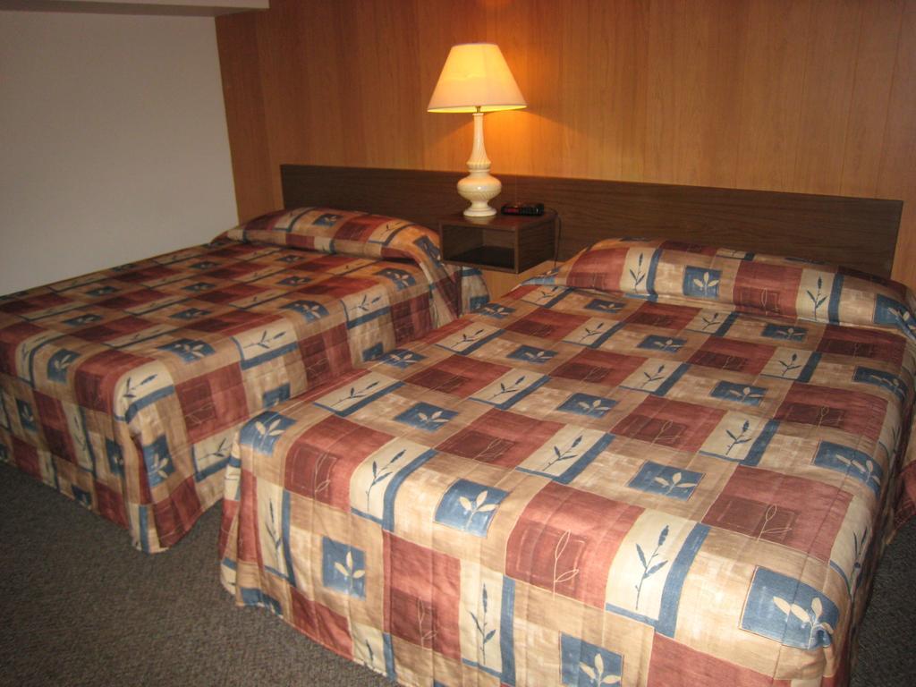 Downtowner Motor Inn Creston Δωμάτιο φωτογραφία