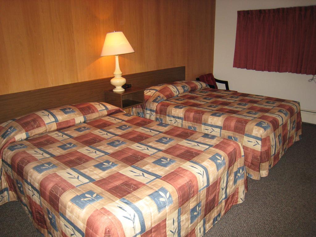 Downtowner Motor Inn Creston Δωμάτιο φωτογραφία