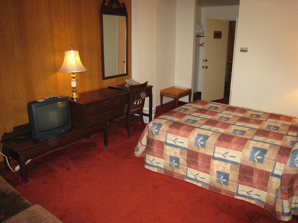 Downtowner Motor Inn Creston Δωμάτιο φωτογραφία