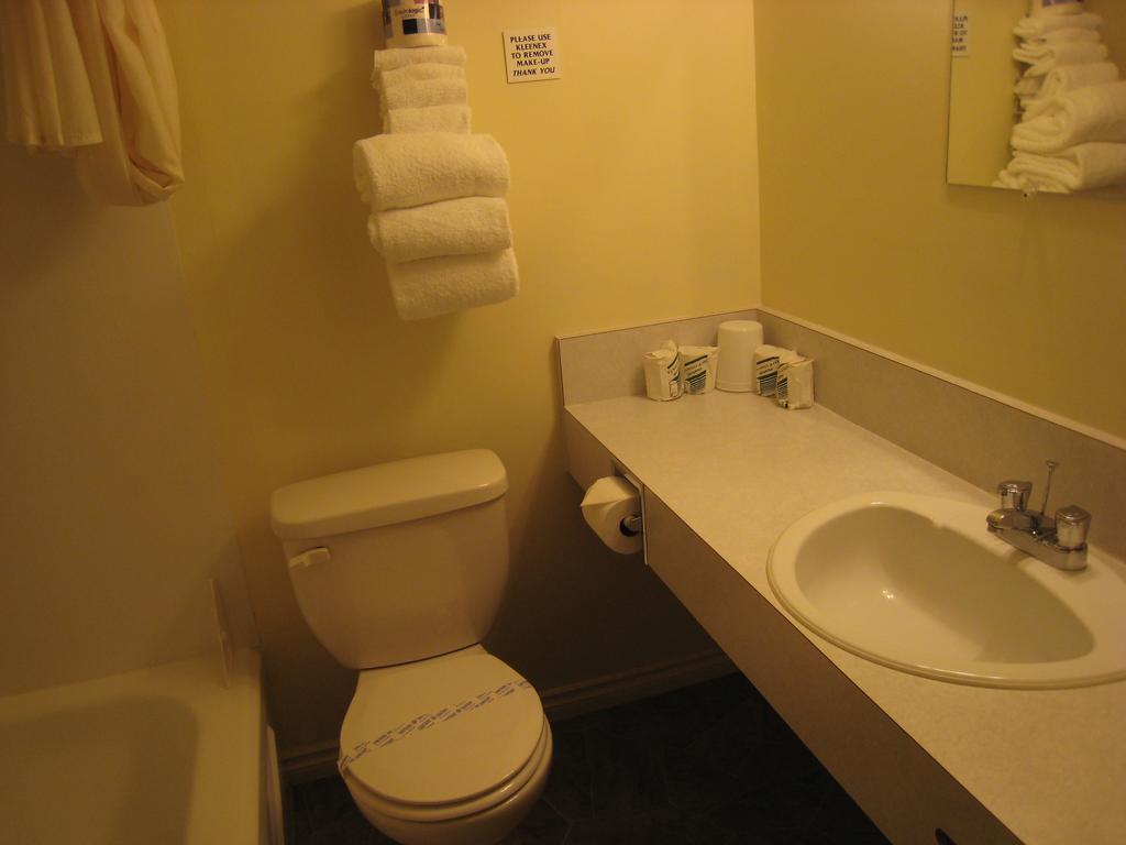 Downtowner Motor Inn Creston Δωμάτιο φωτογραφία