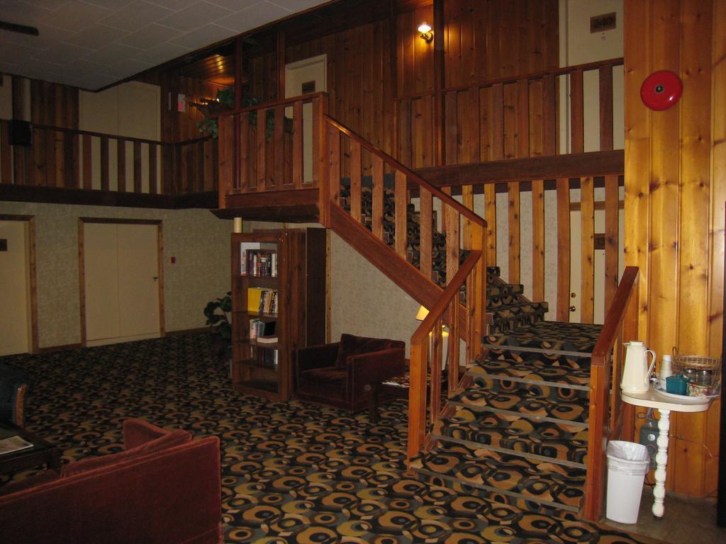 Downtowner Motor Inn Creston Εξωτερικό φωτογραφία
