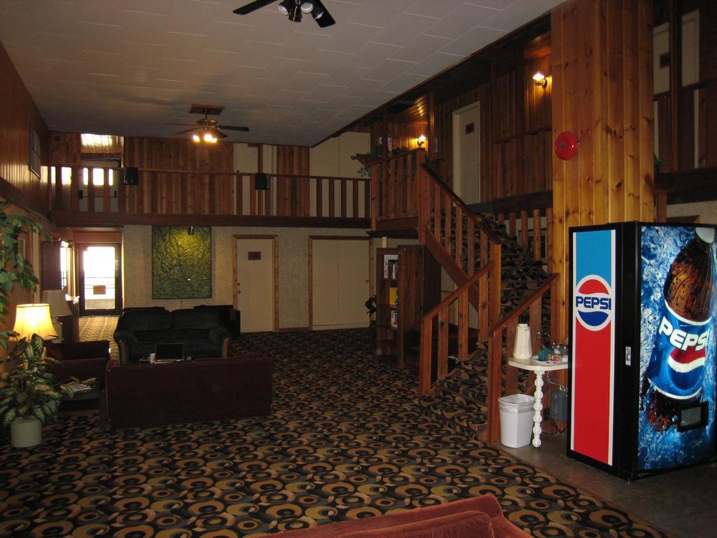 Downtowner Motor Inn Creston Εξωτερικό φωτογραφία